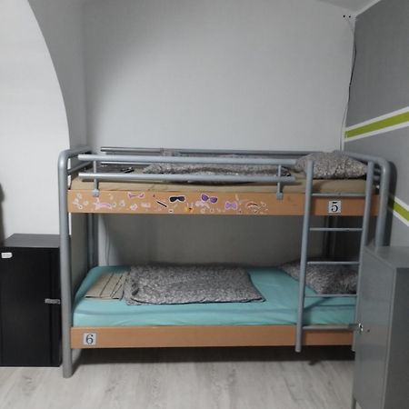 Hostel Antonia 蒂米什瓦拉 外观 照片
